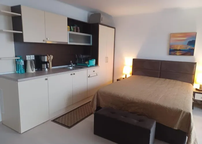 Goldstrand-holiday Апартаменти