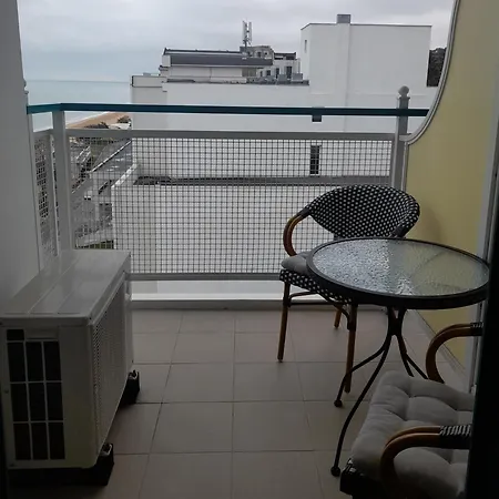 Goldstrand-holiday Apartment *